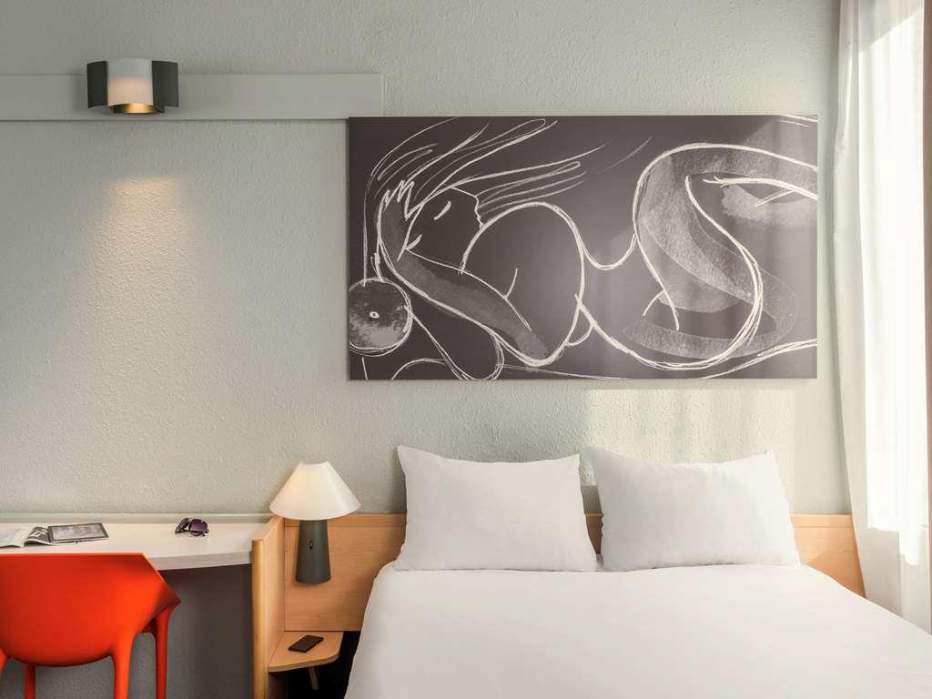 Ibis Daumesnil Porte Doree Parigi Camera foto